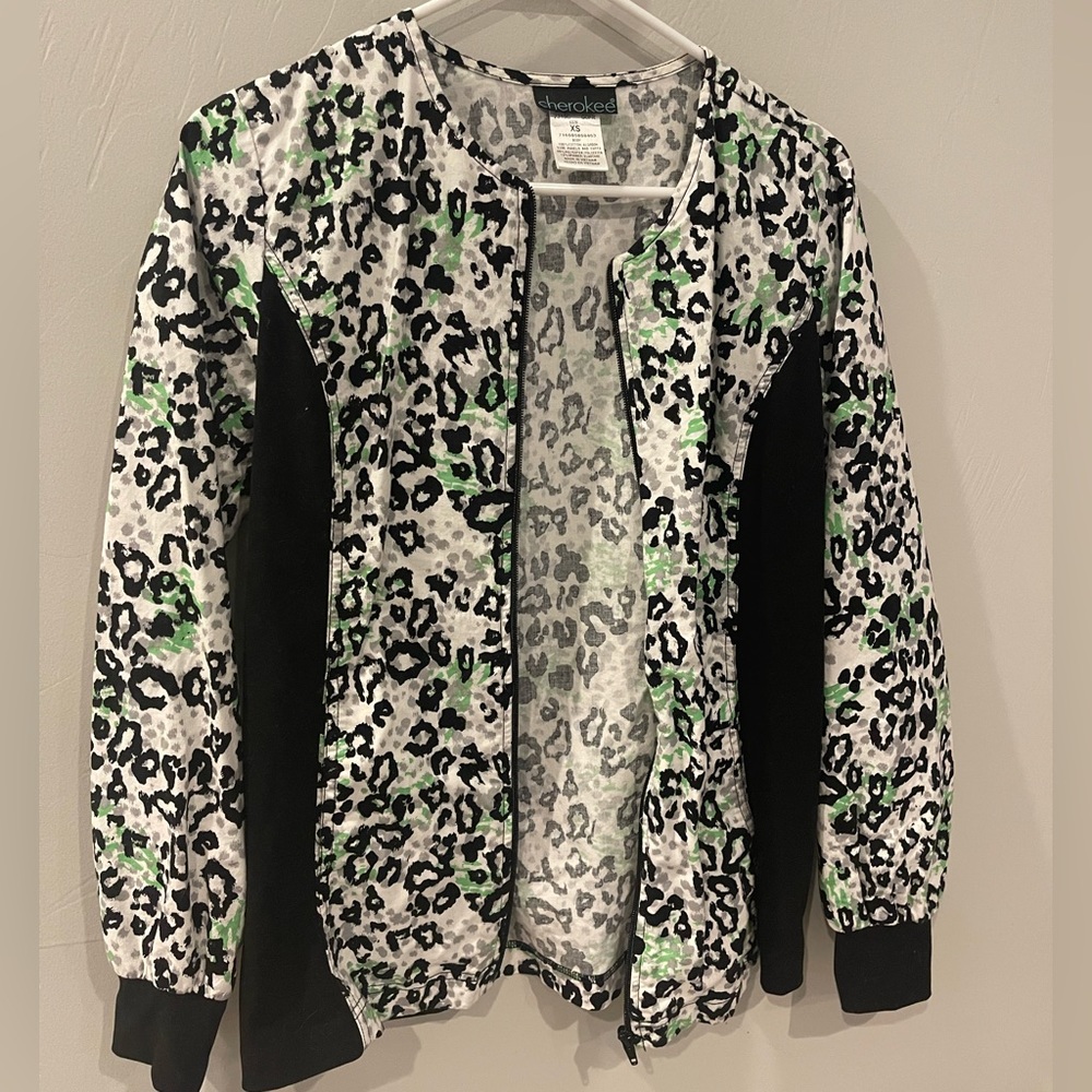 Cherokee scrub jacket